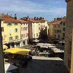 Apartamento Des Templiers