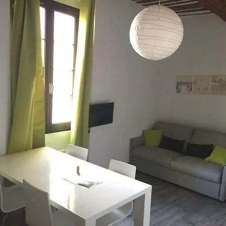 Studios Des Templiers * Hyeres