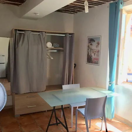 Des Templiers Apartamento Hyères